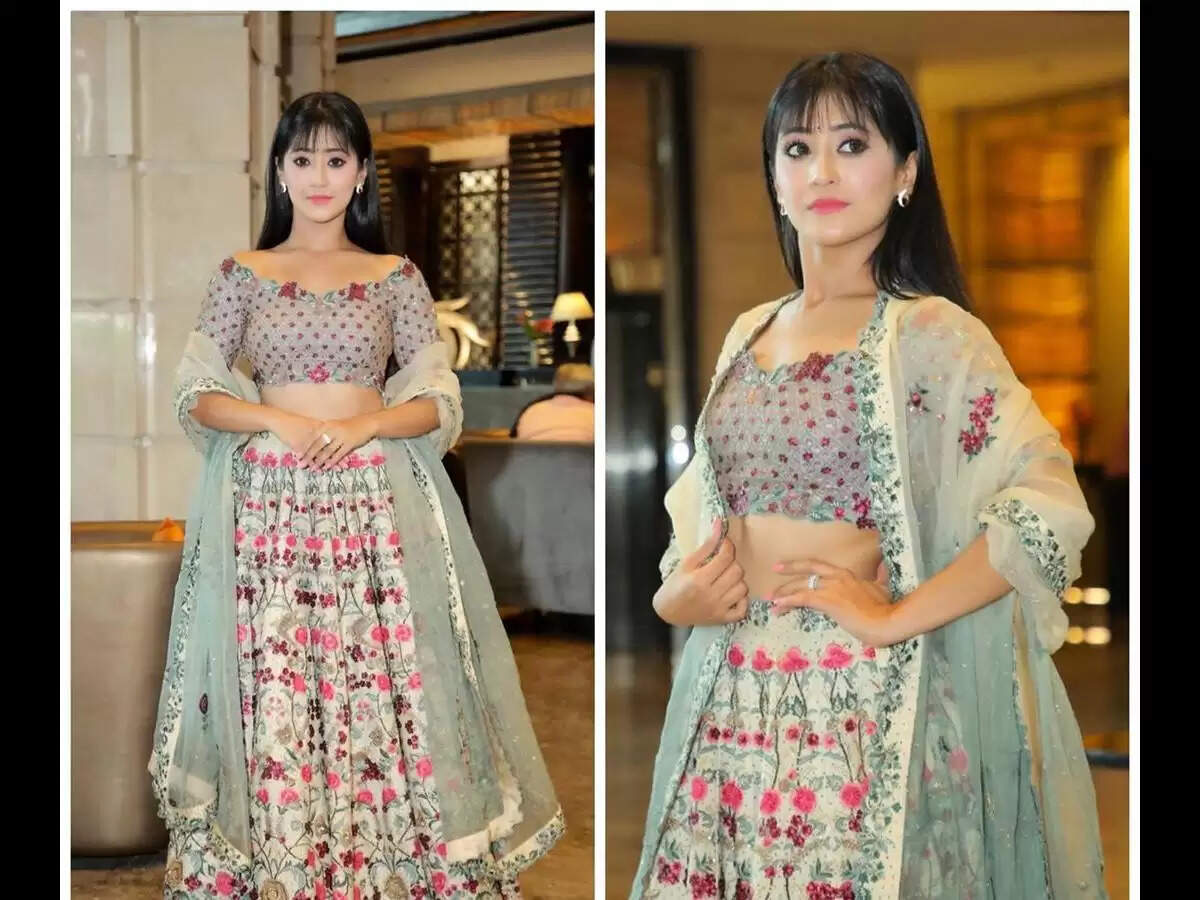 shivangi joshi traditional dress