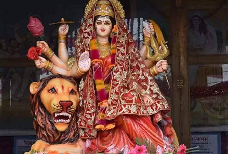 Navratri starts from today, Mata Rani will enter the house, just do these things outside