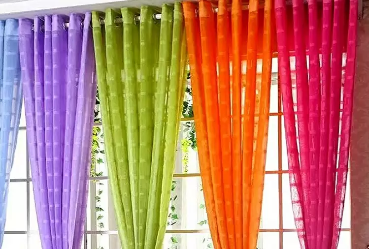 which-colour-curtain-is-best-for-bedroom-according-to-vastu-www